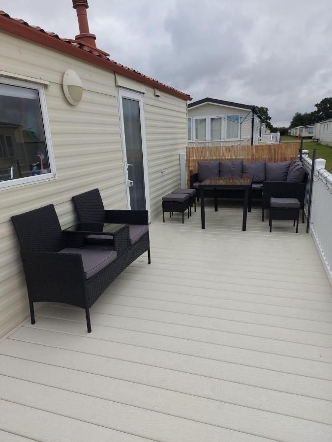 Holiday Caravan Clacton-on-Sea Exterior foto